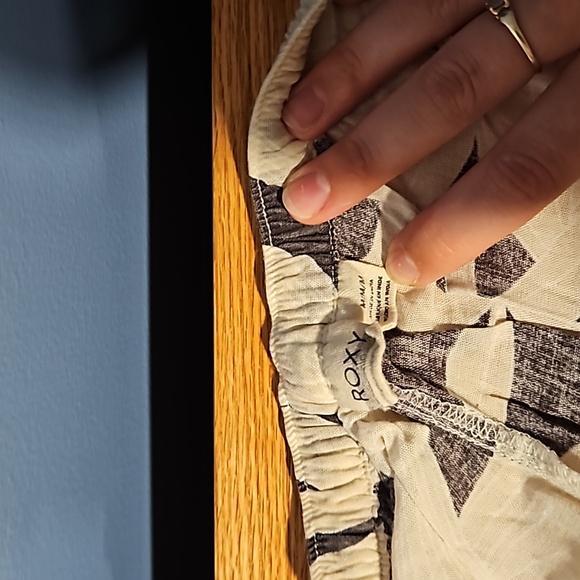 Roxy swim short covers - Picture 3 of 3